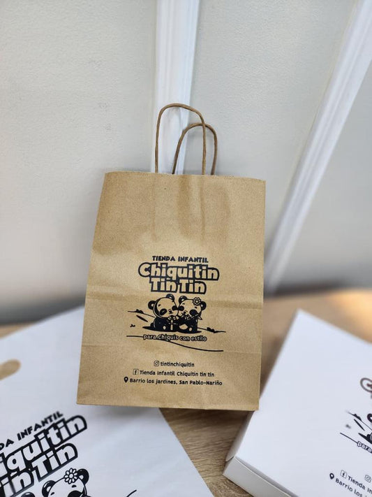 Bolsas kraft lisas marrón y blanca con manigueta, sin logo