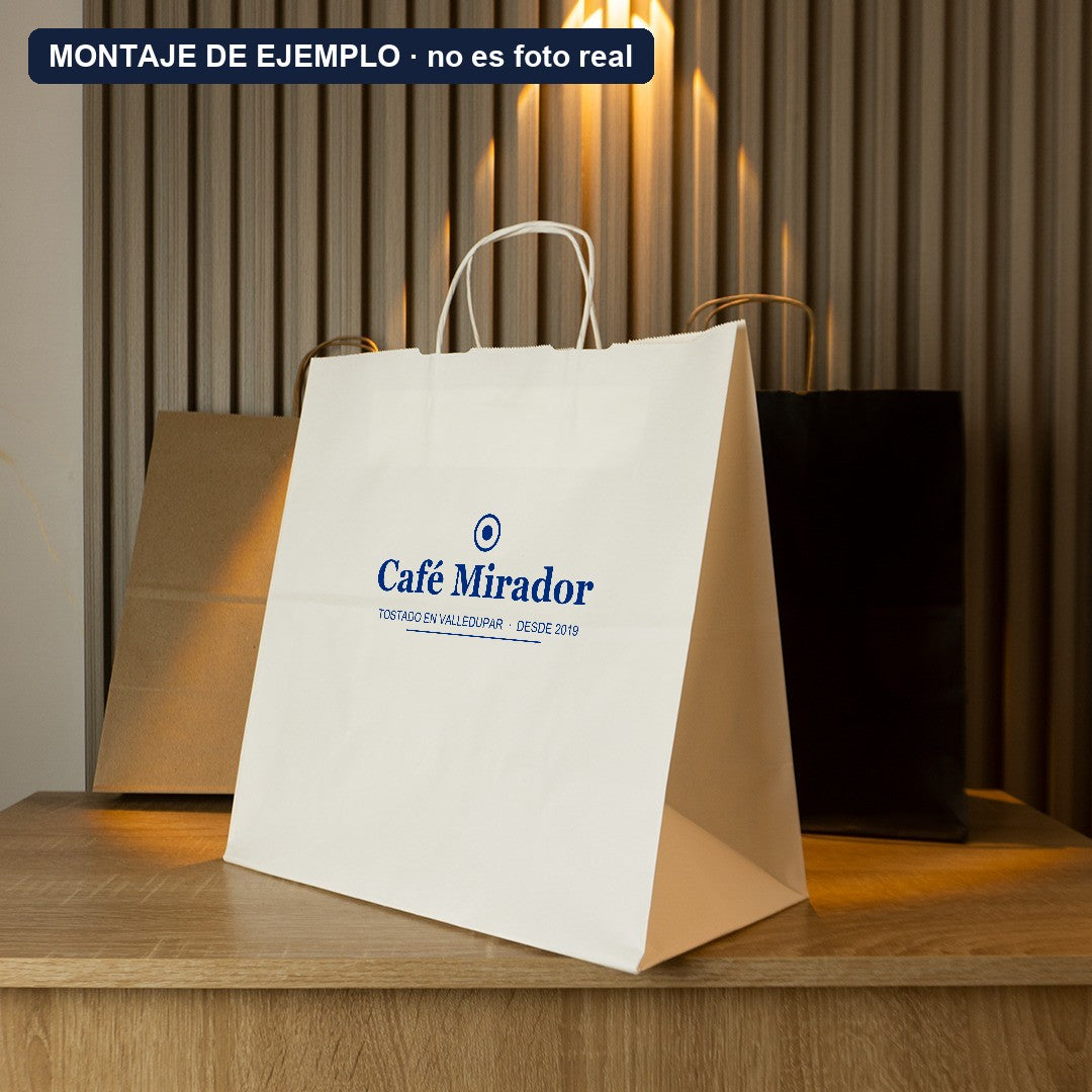 Montaje de ejemplo: bolsa kraft blanca grande con el logo ficticio Café Mirador en azul