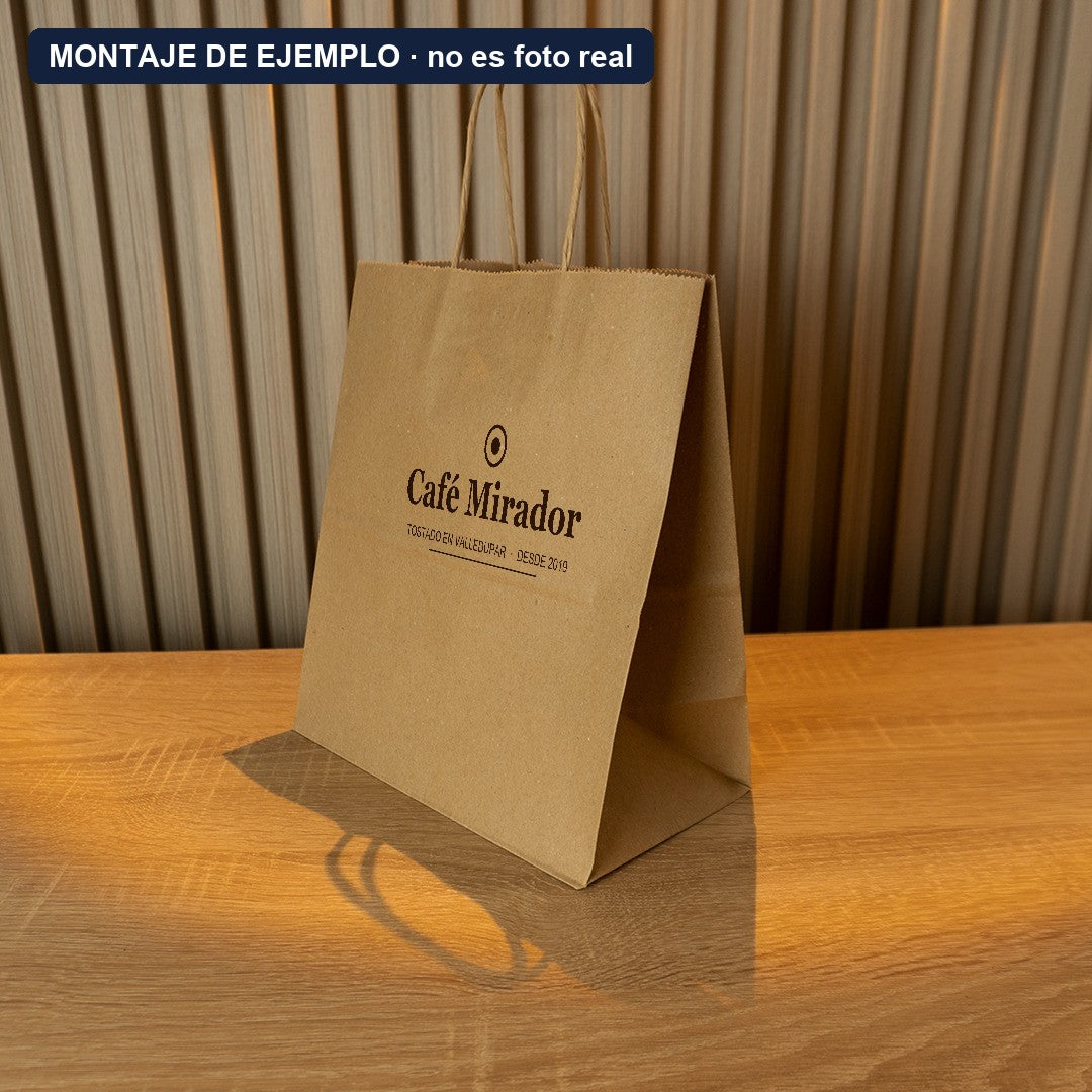 Montaje de ejemplo: bolsa kraft con manigueta con el logo ficticio Café Mirador a una tinta